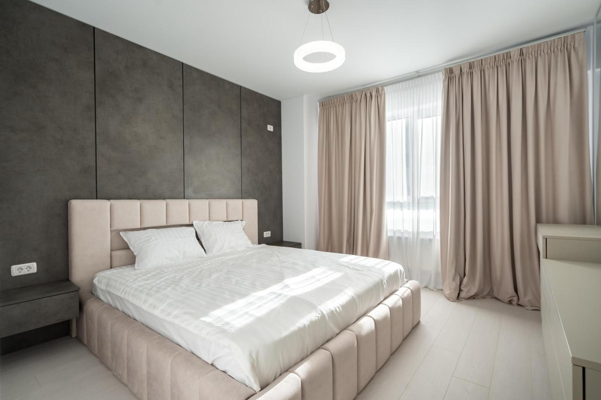 Spacious 917 Apartment